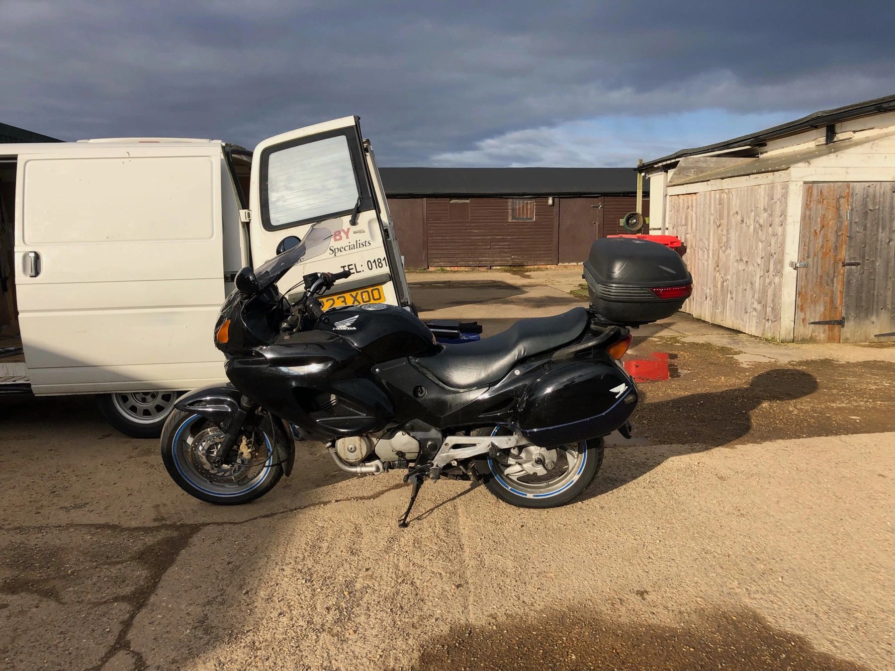 Honda deauville olx outlet